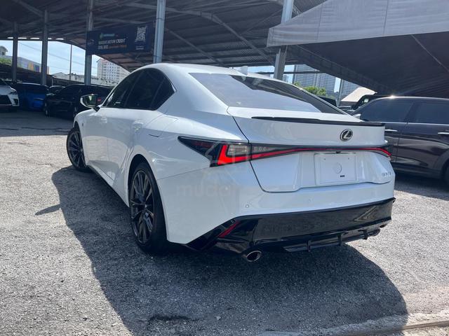 2024 Lexus IS300 2.0 F-SPORT (9k Milleage) - 3