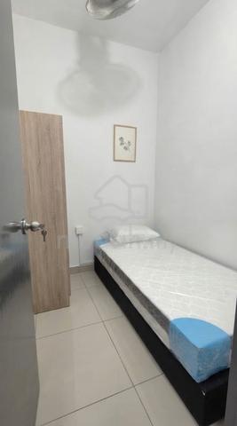 larkin area room for rent / no agent fee/ johor hahru 1