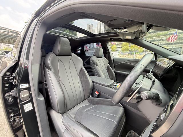 2024 Lexus RX350 2.4 F SPORT,black leather,2nd row - 2
