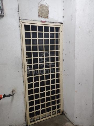 Kelisa Apartment (1st Floor) 1