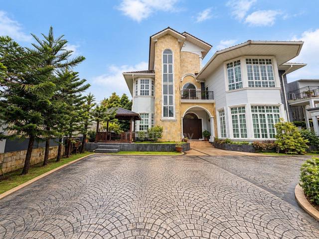 2.5-Storey Bungalow Perdana Lakeview East @ Cyberjaya 1