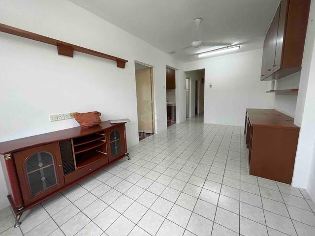 Apartment Permai (Damansara Damai) 1