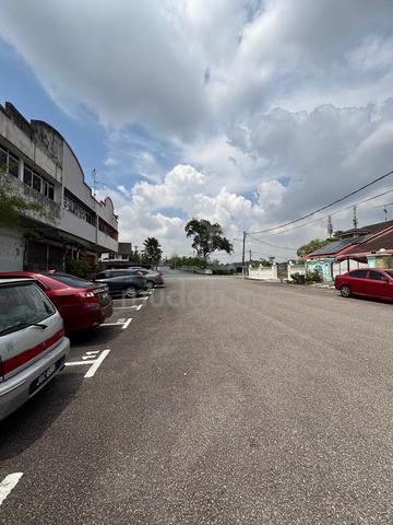 Bukit Jaya / Shoplot / Ulu Tiram / Near Puteri Wangsa 1