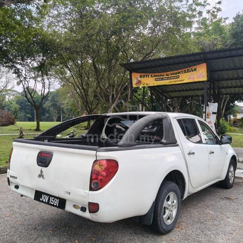 2015 Mitsubishi TRITON 2.5 LITE (M)Turbo - 5