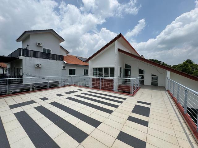 FREEHOLD CORNER! Bungalow unit at Taman Nuri Durian Tunggal Melaka 1