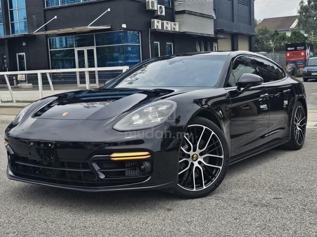 Porsche PANAMERA TURBO SPORT TURISMO 4.0 GTS Japan - 5