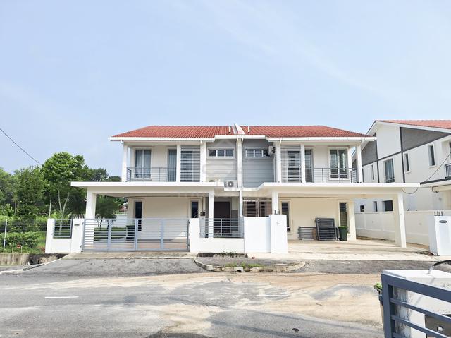 Rumah Berkembar 2 Tingkat Corner Lot Fully Furnished Mutiara Residence 1