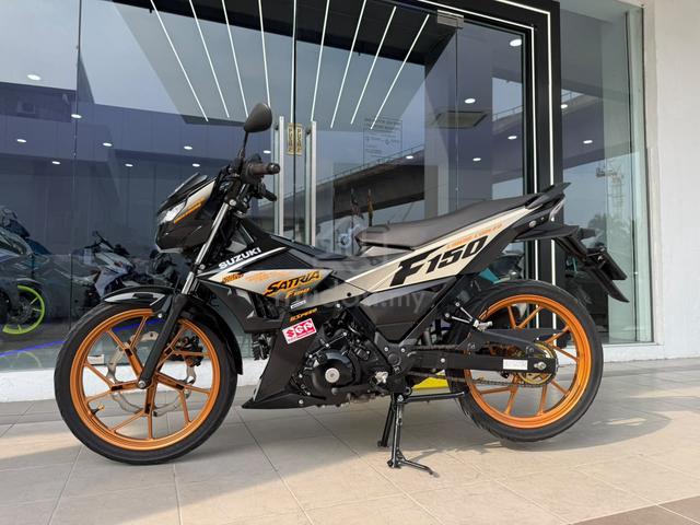 2023 Suzuki Raider 150 ( 11K KM ONLY ) Rare Unit ! - photo 2 of 10