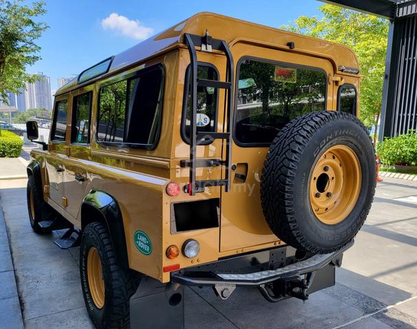 Land Rover Defender Station Wagon - 5