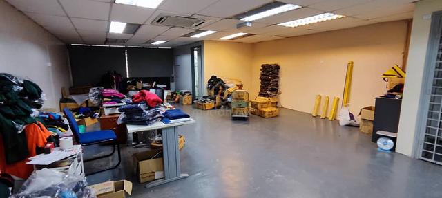 Pandan Perdana Shop Office Facing Main road 1