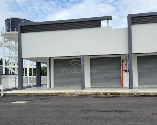 Corner Single Storey Shoplot Taman Paya Baru Tiang Dua Ayer Molek Rent 1