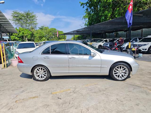 2003 Mercedes Benz C200 2.0 (AUTO)-LOAN KEDAI - 2