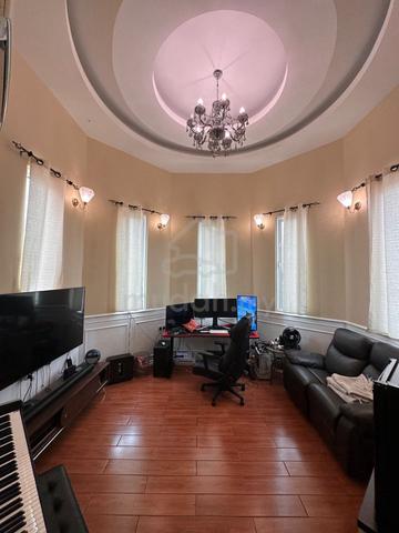Taman Kingfisher 3 Great deals Corner Semi-D For Sale 1
