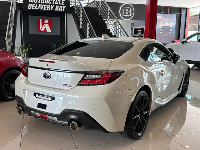2023 Toyota GR86 2.4 RZ (A) - 4