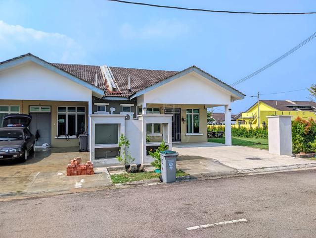 Semi D Corner Lot Fully Furnished for Rent 1