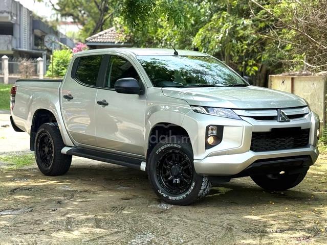 2021 Mitsubishi TRITON 2.4 VGT (A) ONE OWNER - 1