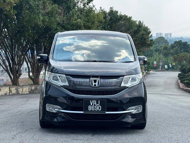 2017 Honda STEPWAGON 1.5 SPADA (A) - 3