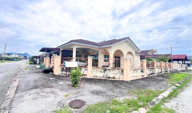 Pengkalan Botani Single Storey Corner Fully Renovated Full Loan Ipoh 1