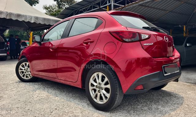2018 Mazda 2 1.5 MID SPEC Boleh Loan Kedai - 2