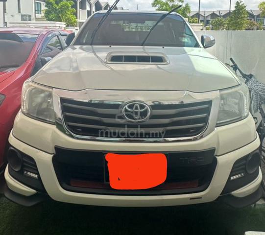 2015 Toyota HILUX 2.5 G TRD SPORTIVO (A) - 3