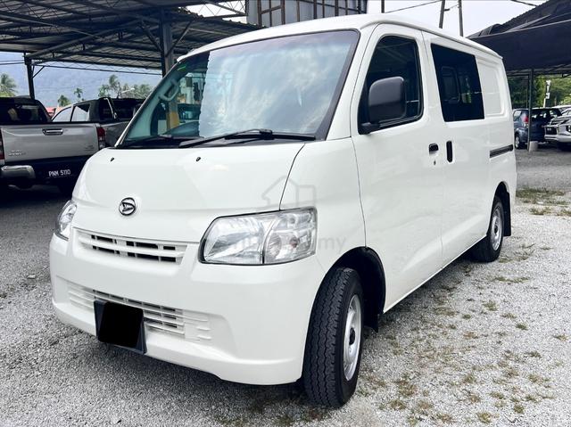 2019 Daihatsu 1.5 Semi Panel van - 4