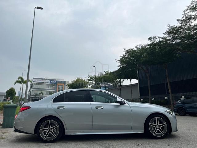 2022 Mercedes Benz C-200 Sedan AMG Line (JAPAN) - 5