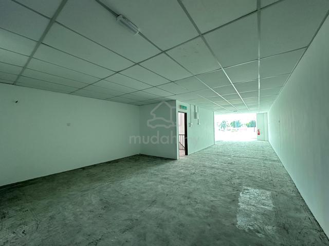 Facing Main Road 1st & 2nd Floor @ Taman Baiduri SP 1