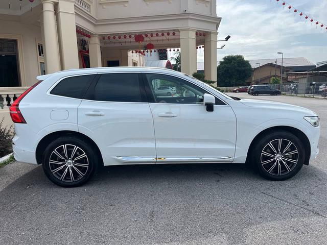2018 Volvo XC60 2.0 T8 (A) - 5