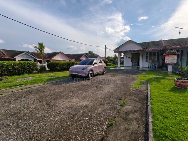 Skudai Taman Teratai Single Storey Big Corner Lot For Sale 1