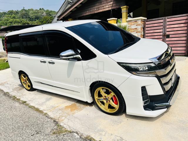 2018 Toyota NOAH 2.0 (A) - 2