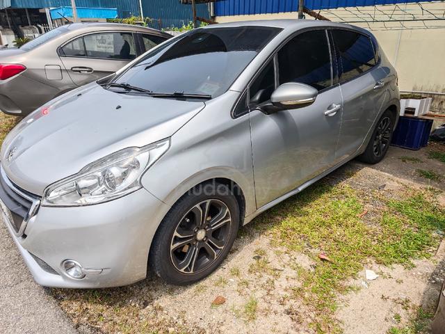 2016 Peugeot 208 1.6 VTI ALLURE (A) - 2