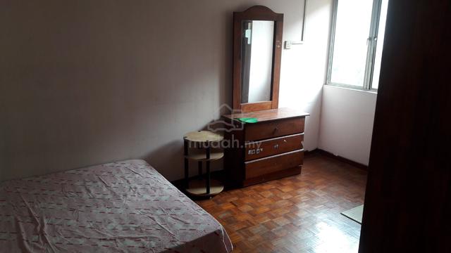 Palm Court (Brickfields) 1