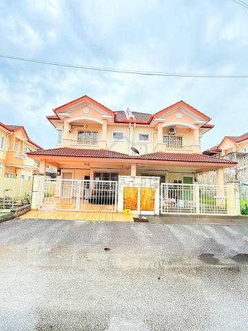 RENOVATED Double Storey Semi D Vision Homes Seremban 2 Gated & Guarded 1