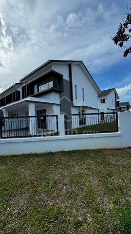 Bandar Rimbayu Gated Corner Double Storey Terrace, Newly Completed 1