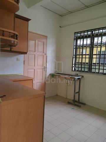 303 Rumah Semi-D 1.5 Tingkat untuk Dijual di Manjung, Perak 1