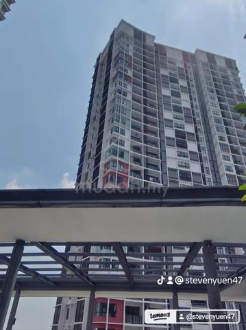 i-Soho @ i-City 1