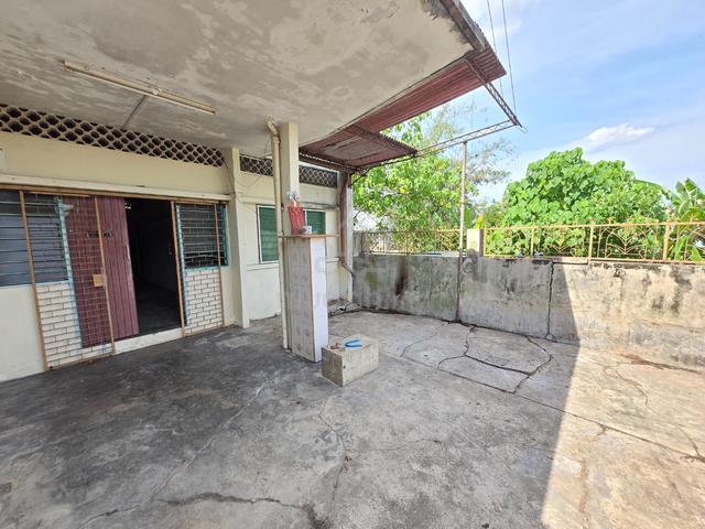 1 Storey Terrace 3 Room 2 Bathroom End Lot Unit @ Kulim Town Area 1