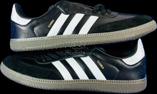 Size 10.5 UK Adidas Samba OG Shoes Sneakers Kasut Shoes for sale in City Centre Kuala Lumpur