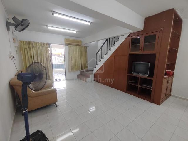 new paint 【 furnished 】 2 Storey House, Taman Tanjak, Kuala Kubu Baru 1