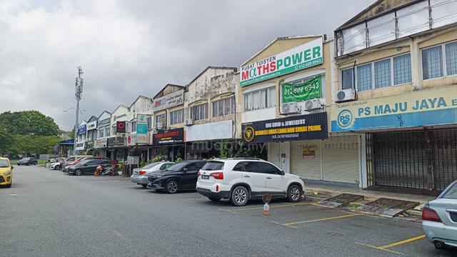 Ground Floor Shoplot (22x75sf) Putra Perdana Puchong main road 1