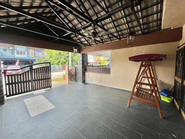 Seri Pristana, Sg Buloh For Sale - Renovated. Excellent Condition 1