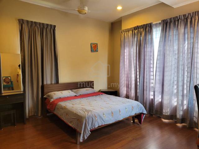 OUG/Taman Yarl Bungalow Bedroom with Attached Bathroom for Rent 1
