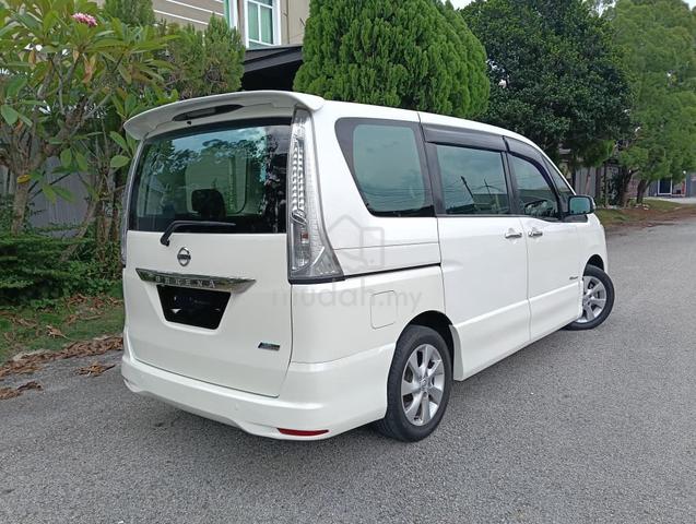 2013 Nissan SERENA 2.0 HIGHWAY STAR - 2