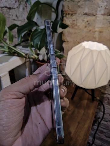Z flip 5 256gb swap - photo 3 of 6