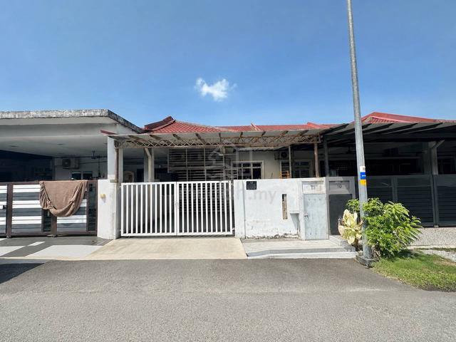 Single Storey Terrace Taman Dato Hormat, Telok Panglima Garang 1