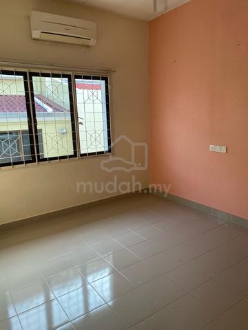2 storey Semi Detach House Jalan Kenari Sungai Ara Fully Reno 3160sf 5