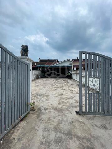 Taman rinting masai single storey 1