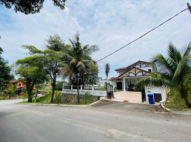 DOUBLE STOREY BUNGALOW Seksyen 9, Shah Alam 1