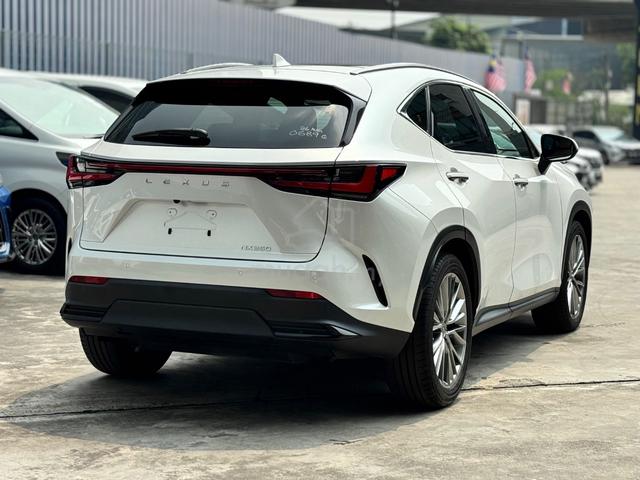 2023 Lexus NX250 Version L 2.5 / Pan Roof - 3
