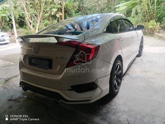 2016 Honda CIVIC 1.8L i-VTEC (A) Kereta honda civi - 2